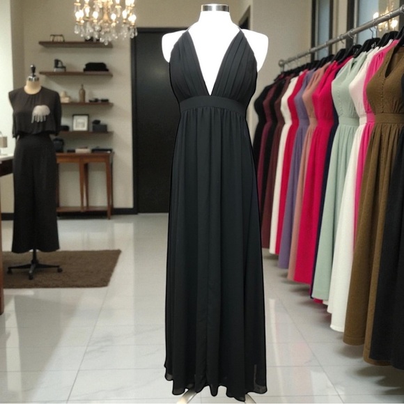 Forever 21 Black Plunging Maxi Dress - Picture 1 of 12